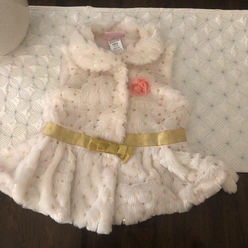 Cream fur vest